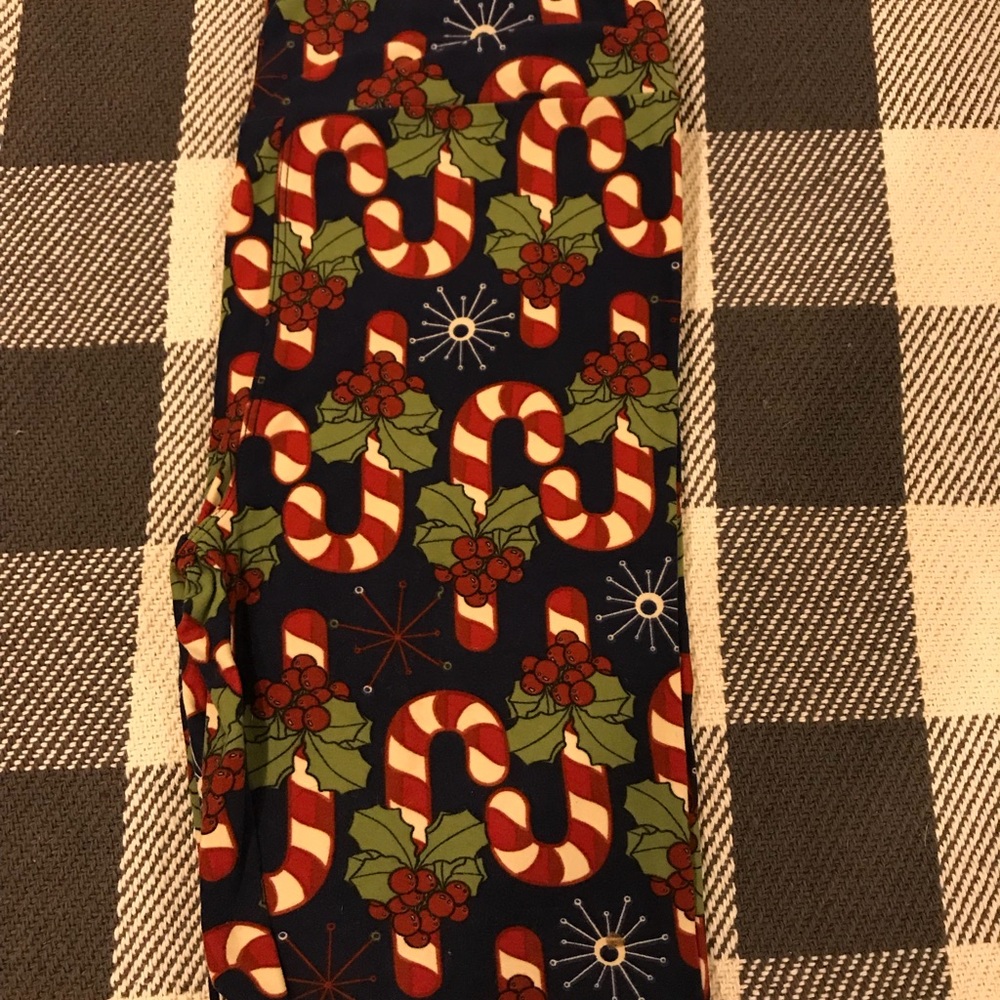 WORN ONCE OS LuLaRoe candy cane leggings